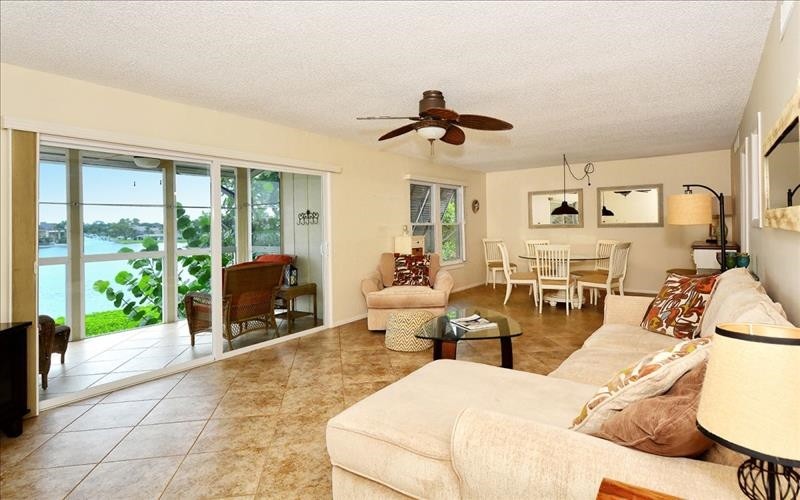 Peppertree Bay Vacation Rentals | 6056 Midnight Pass Rd, Sarasota, FL 34242, USA | Phone: (941) 349-7777