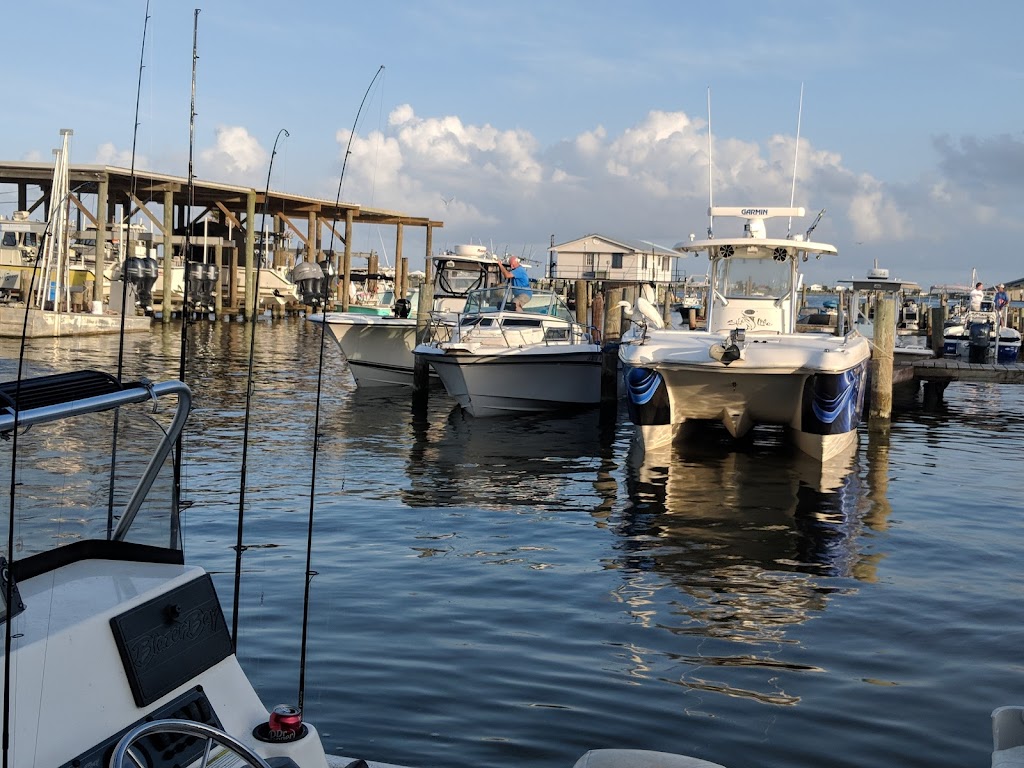 Bridge Side Cabins and Marina | 1618 LA-1, Grand Isle, LA 70358, USA | Phone: (985) 787-2418