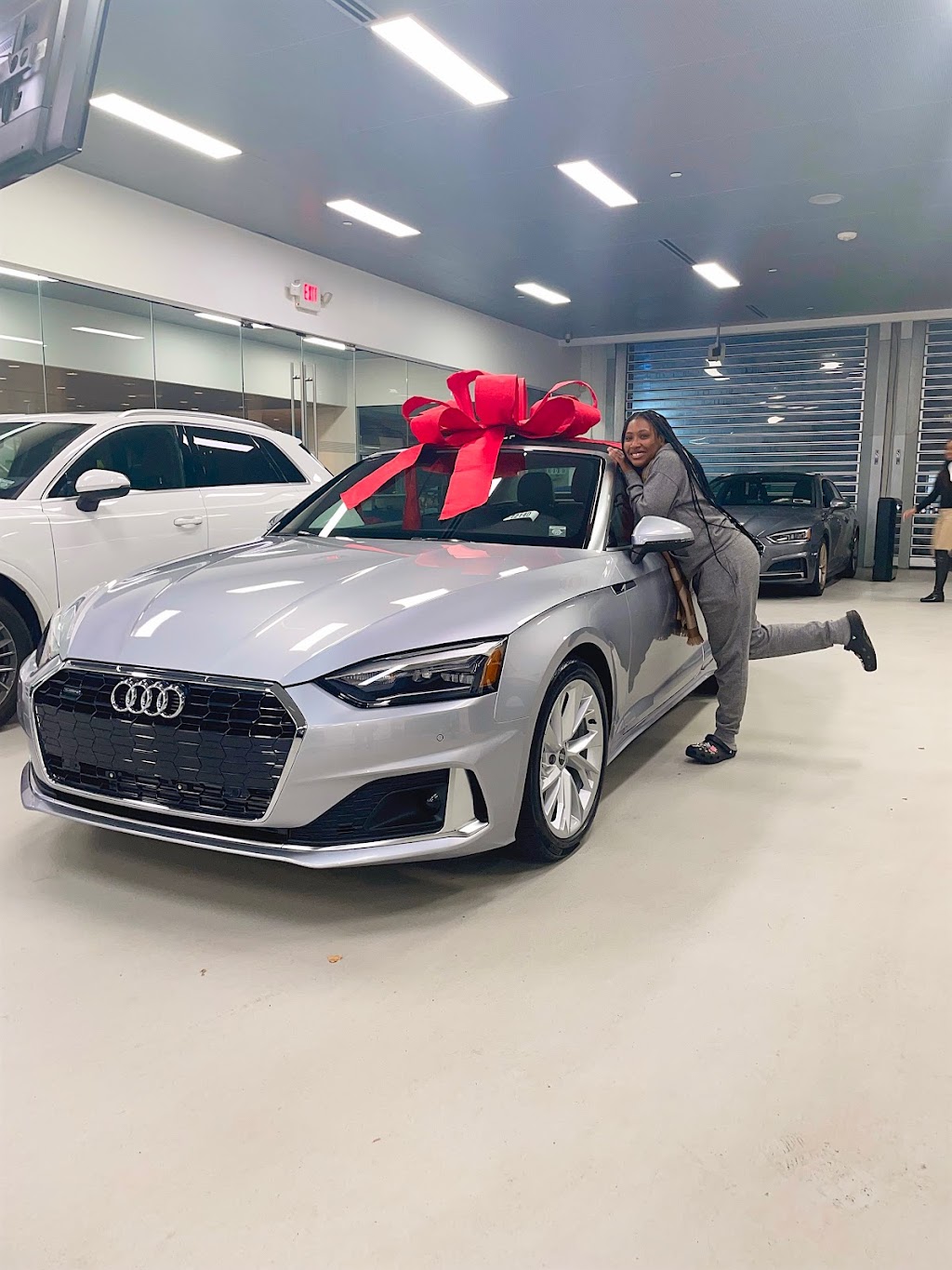 Audi Lynbrook | 855 Sunrise Hwy, Lynbrook, NY 11563 | Phone: (516) 734-6421