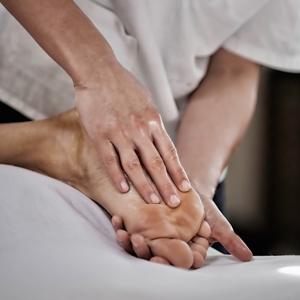 Hand & Stone Massage and Facial Spa | 2145 NJ-35, Holmdel, NJ 07733 | Phone: (732) 253-4277