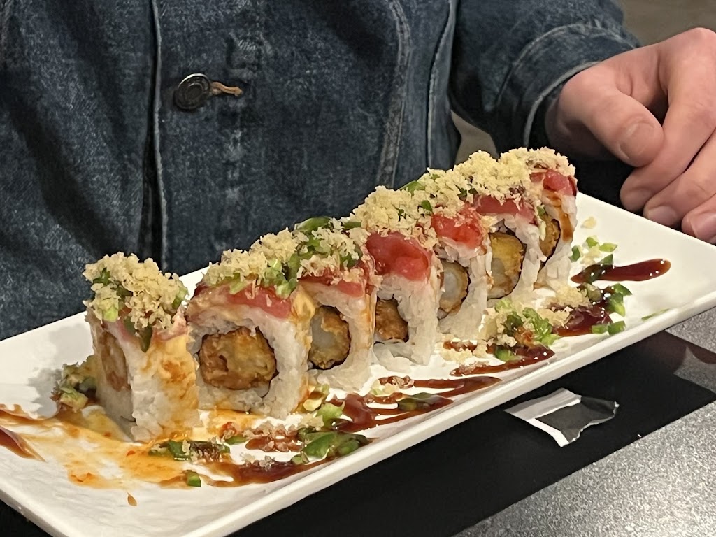 Rock N Roll Sushi Slidell | 680 Town Center Pkwy, Slidell, LA 70458, USA | Phone: (985) 649-4051