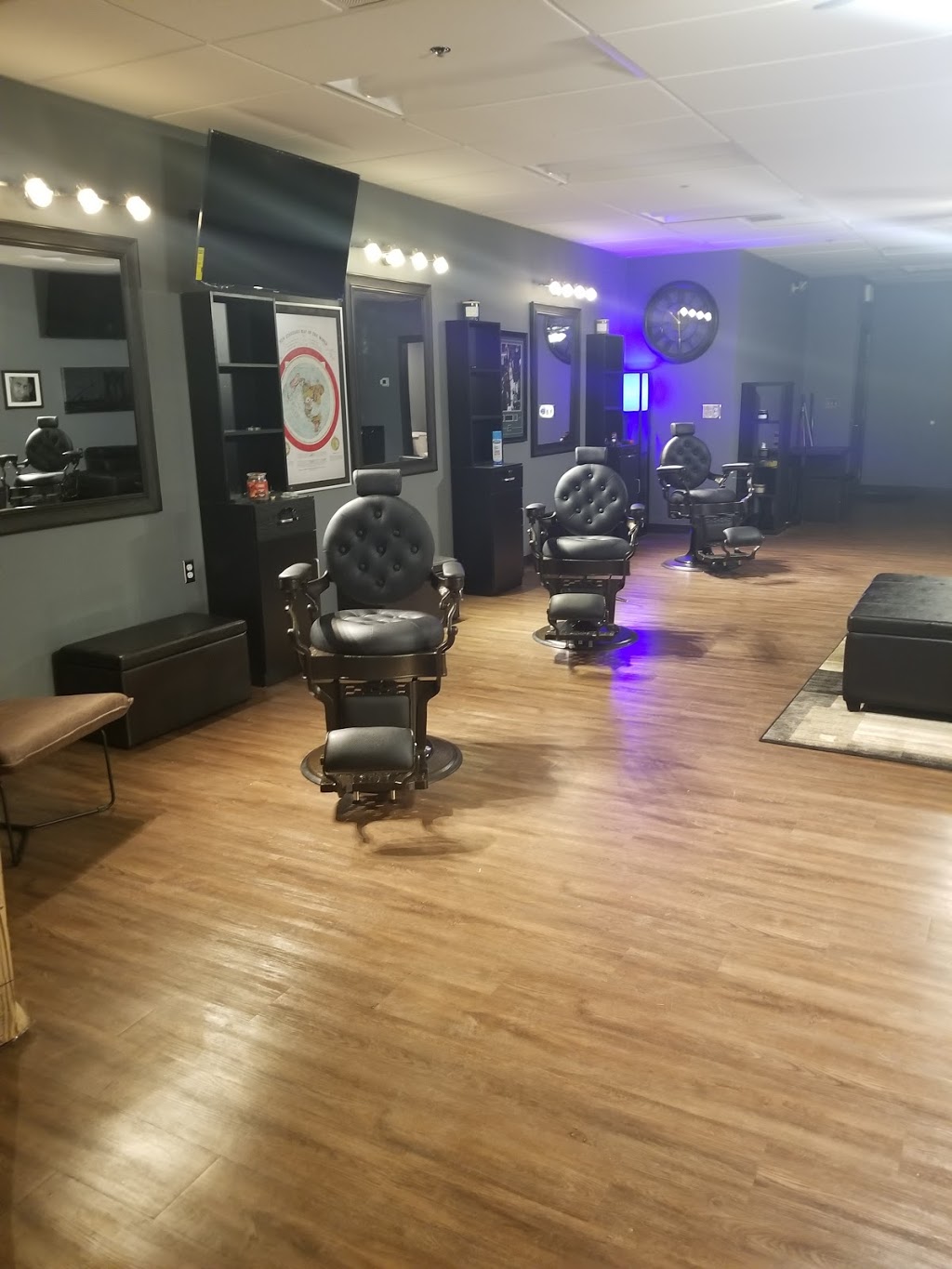 Barber Lounge | 247 Washington St, Stoughton, MA 02072, USA | Phone: (781) 344-2608