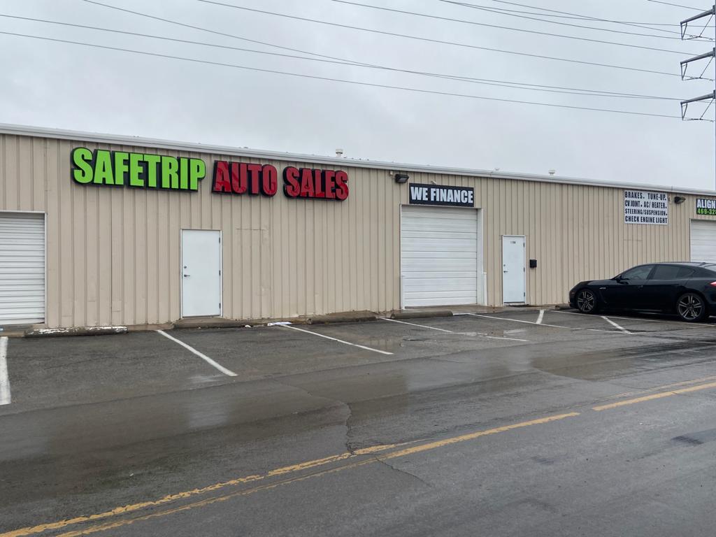 SafeTrip Auto Sales & ALIGNMENT | 11309 Emerald St, Dallas, TX 75229, USA | Phone: (469) 328-0980