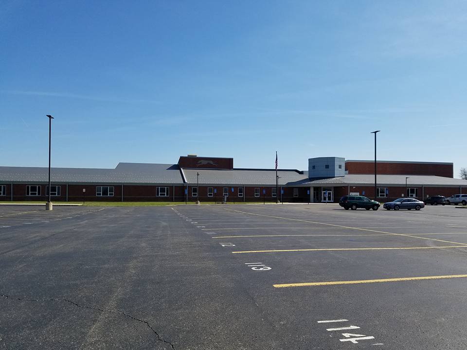 Dixie High School | 300 S Fuls Rd, New Lebanon, OH 45345, USA | Phone: (937) 687-1366