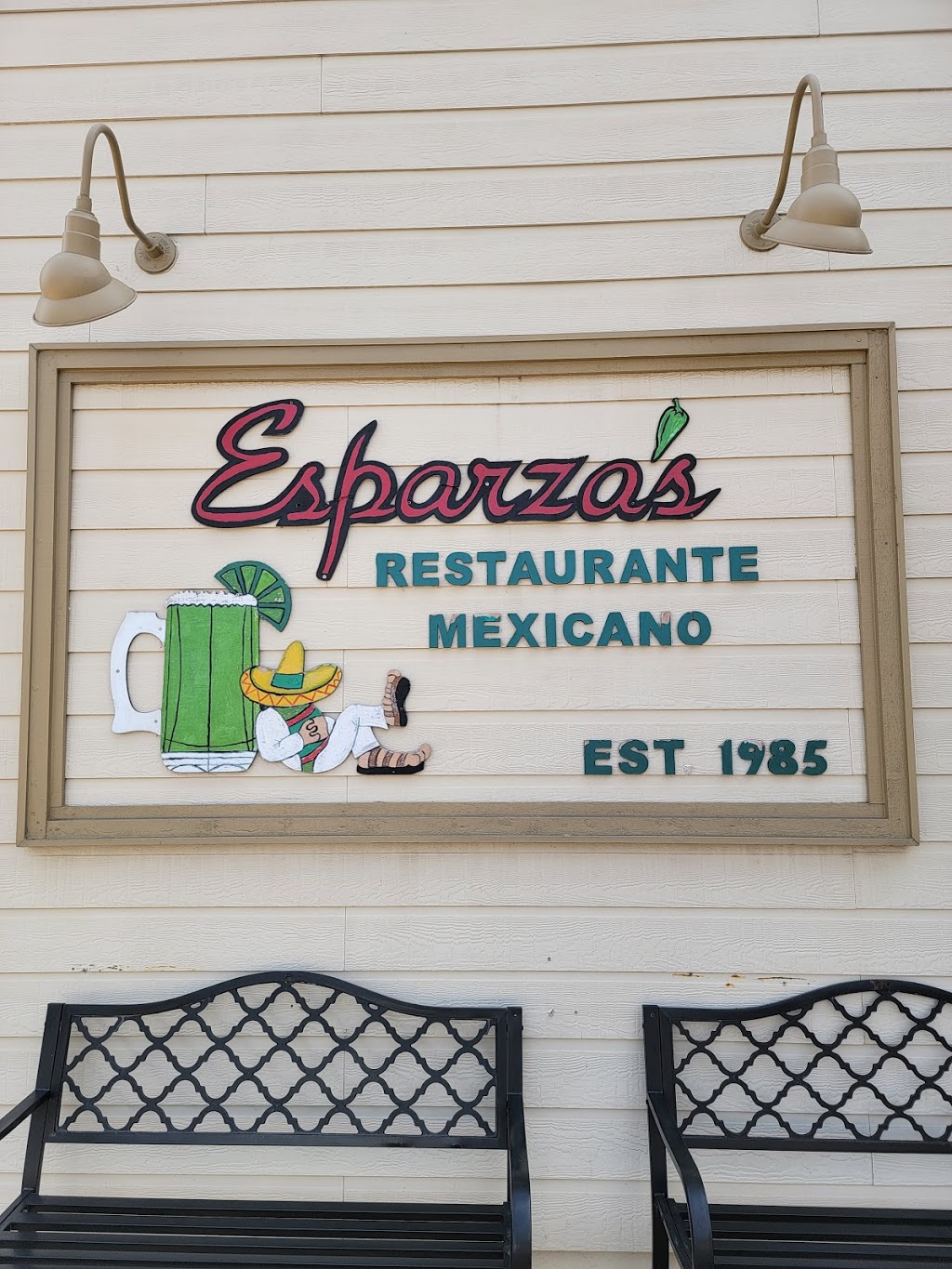 Esparzas Restaurante Mexicano | 124 E Worth St, Grapevine, TX 76051, USA | Phone: (817) 481-4668