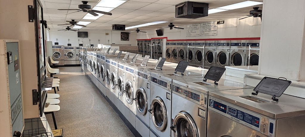 Seventh Avenue Laundry | 15 W 7th Ave, Lexington, NC 27292, USA | Phone: (336) 249-3223