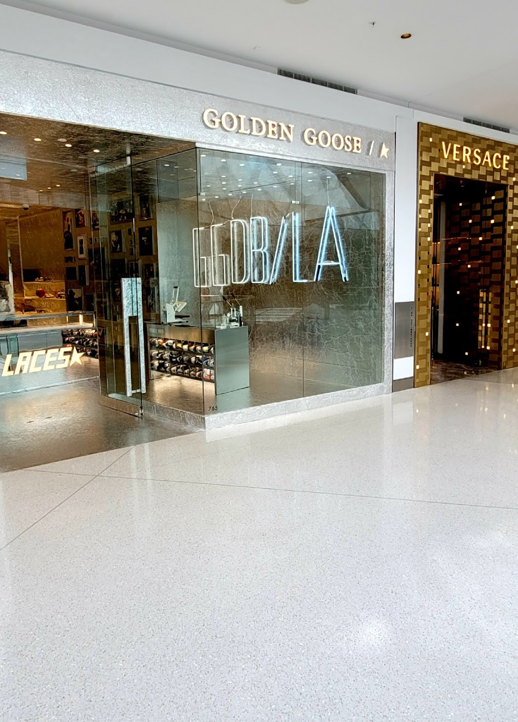 Golden Goose Los Angeles | 8500 Beverly Blvd Beverly Center, Suite #765, Los Angeles, CA 90048, USA | Phone: (484) 363-4882