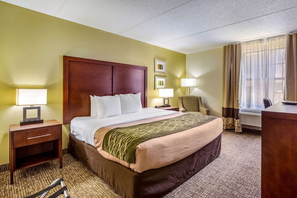 Comfort Inn Newport News - Hampton I-64 | 12330 Jefferson Ave, Newport News, VA 23602, USA | Phone: (757) 249-0200