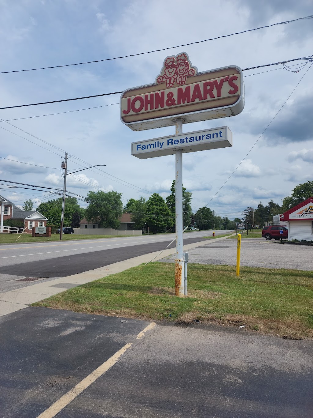 John & Marys | 13485 Broadway, Alden, NY 14004, USA | Phone: (716) 937-3311