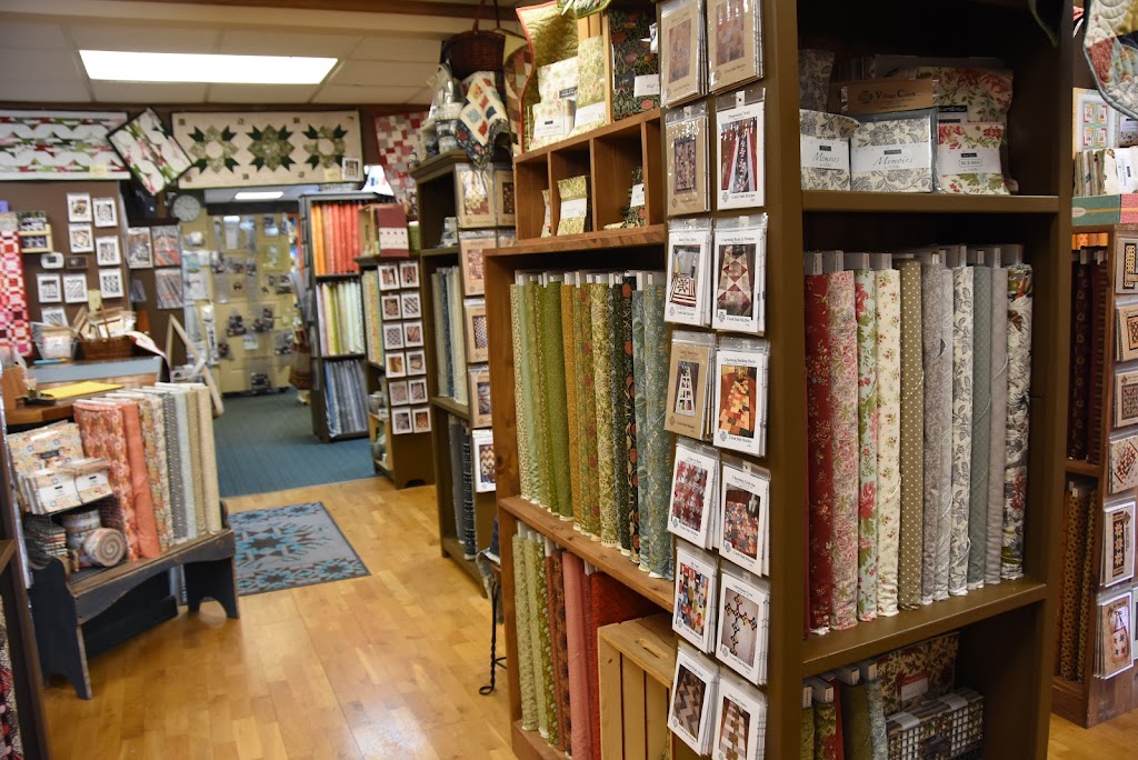 Village Creek Quilts | 123 S Main St, Lodi, WI 53555, USA | Phone: (608) 592-5793