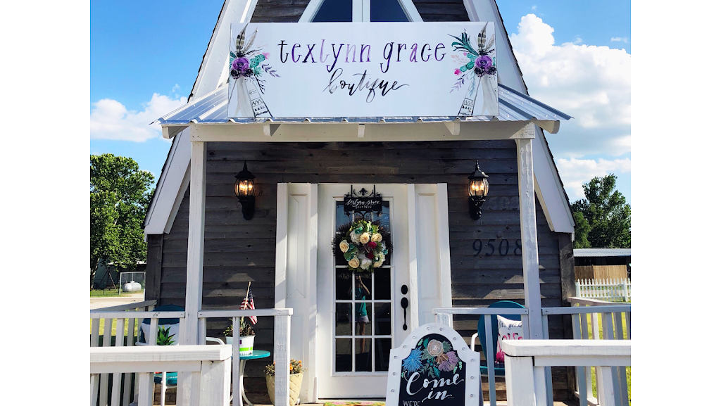 Texlynn Grace Boutique | Inside Byrd Mill, 243 Willow Bend Dr Suite 105, Willow Park, TX 76008, USA | Phone: (682) 224-5536