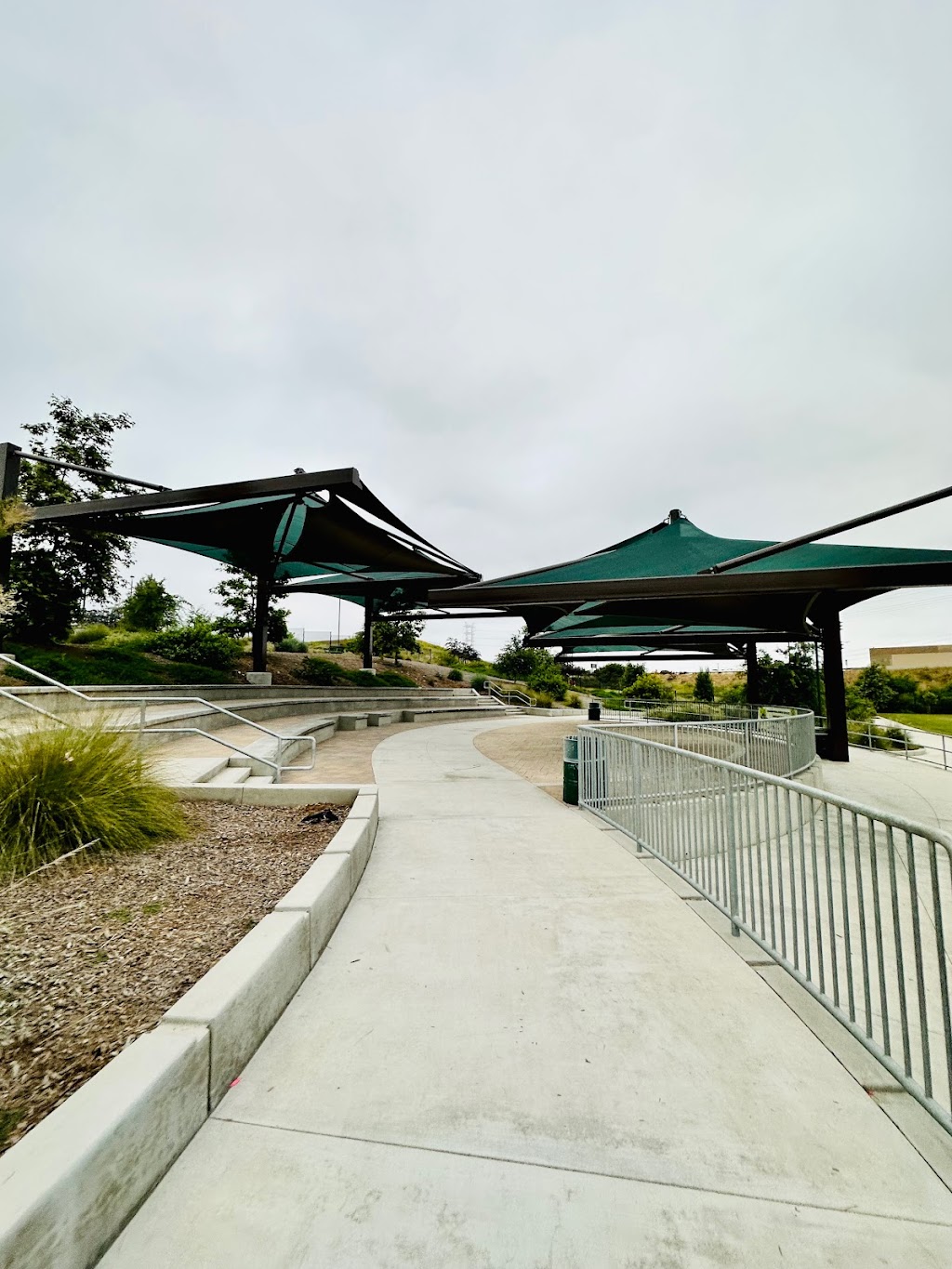 West Lakeside Street Park | 15625 Bledsoe St, Sylmar, CA 91342, USA | Phone: (213) 368-0520