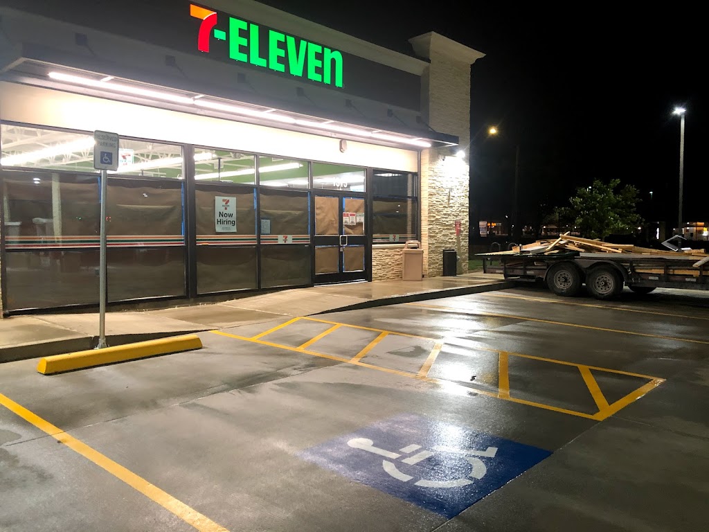 7-Eleven | 1315 N Collins St, Arlington, TX 76011, USA | Phone: (682) 284-4579