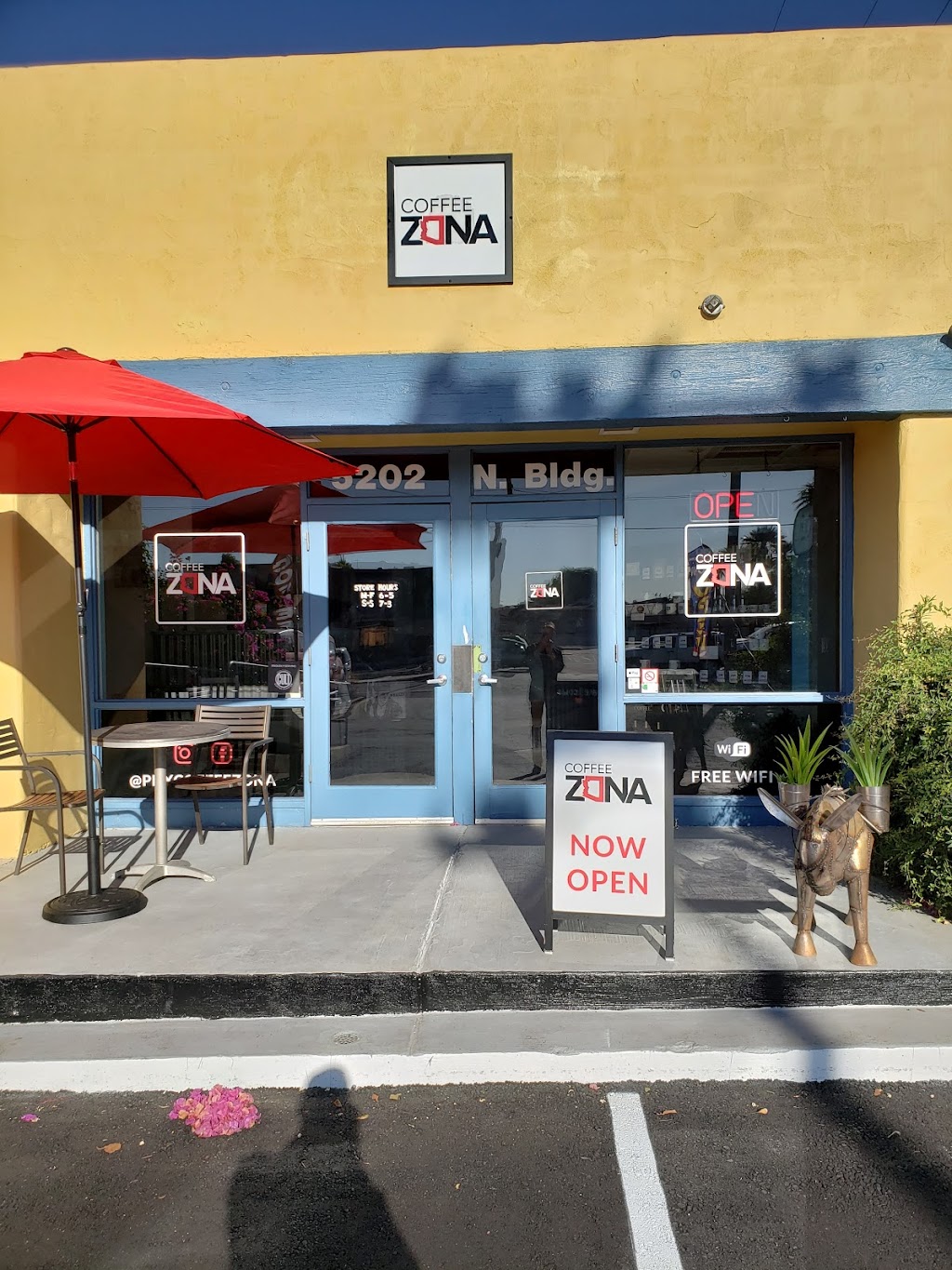 Coffee Zona | 5202 N 7th St, Phoenix, AZ 85014, USA | Phone: (602) 815-5397