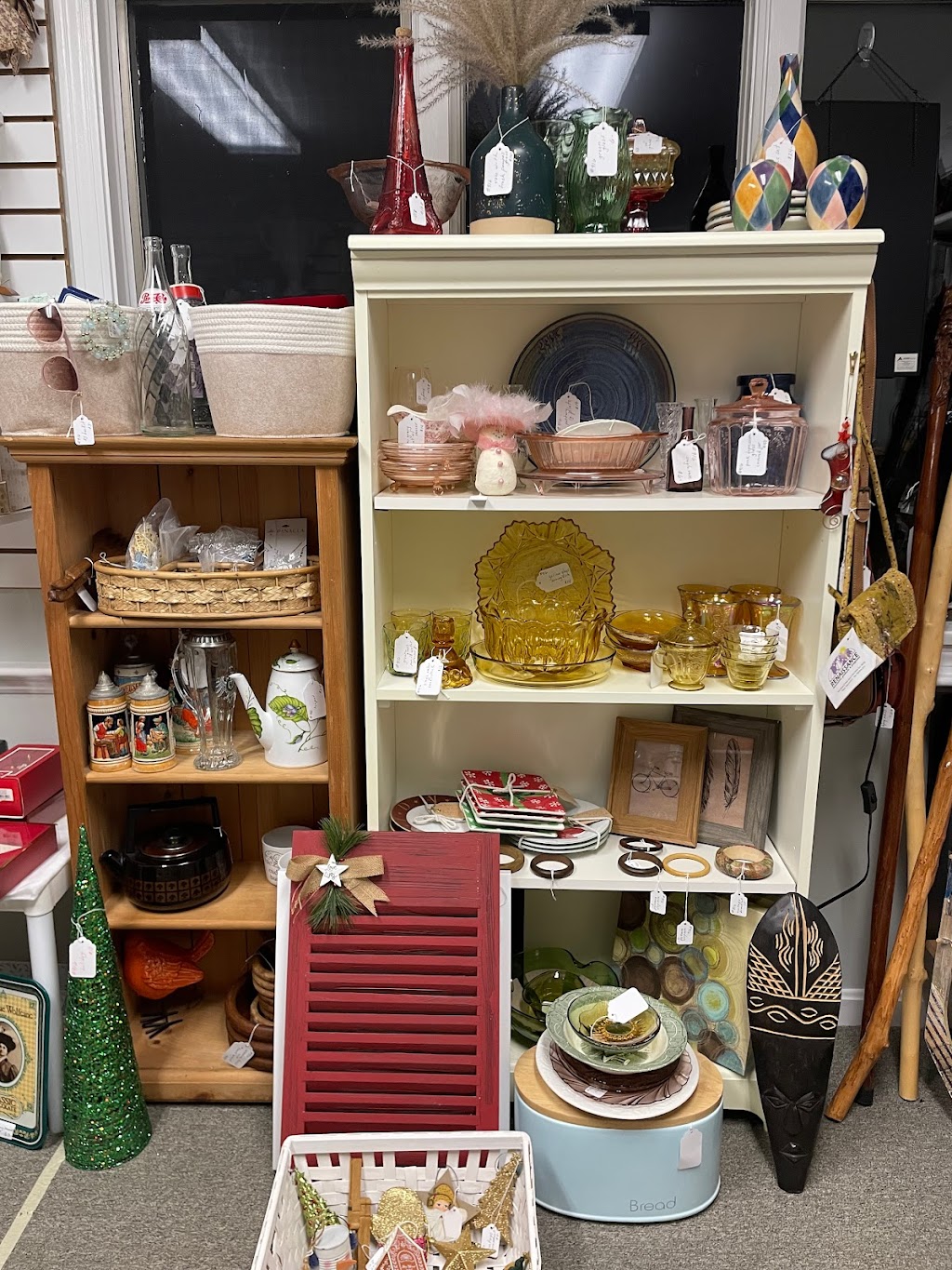 Time Capsule Antiques & More | 23 Plaistow Rd unit 1a, Plaistow, NH 03865, USA | Phone: (603) 974-7126