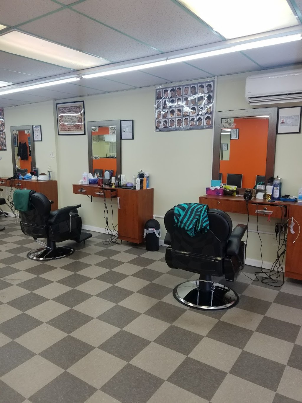 Moon Barber Shop | 291 N Central Ave, Valley Stream, NY 11580, USA | Phone: (646) 643-8191