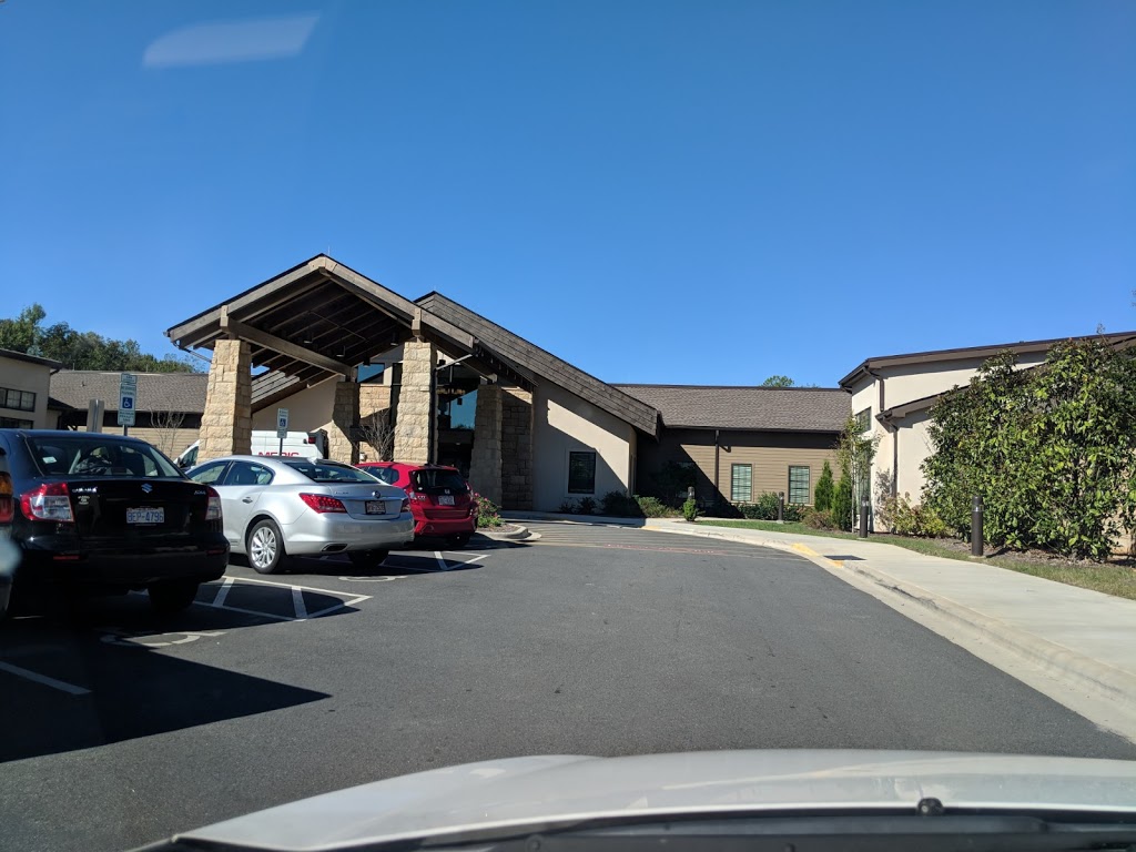 Methodist Home Recreation Center | 3200 Shamrock Dr, Charlotte, NC 28205, USA | Phone: (980) 314-1123
