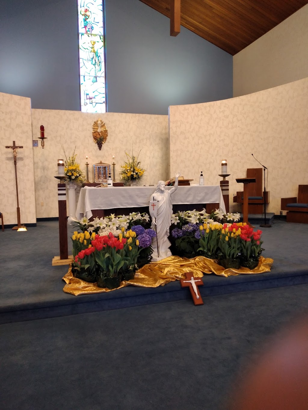 St Lawrence the Martyr Roman Catholic Church | 375 Main St, Chester, NJ 07930, USA | Phone: (908) 879-5371