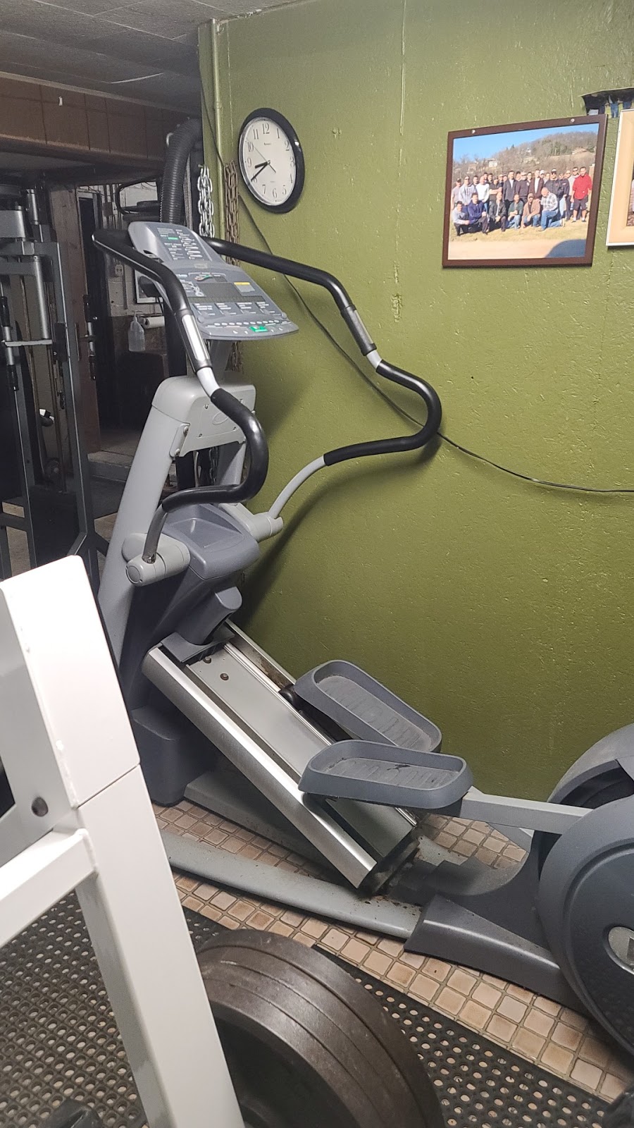Fox Hill Barbell Club | 127 Lamp Shady Rd, Greensburg, PA 15601, USA | Phone: (724) 834-9855