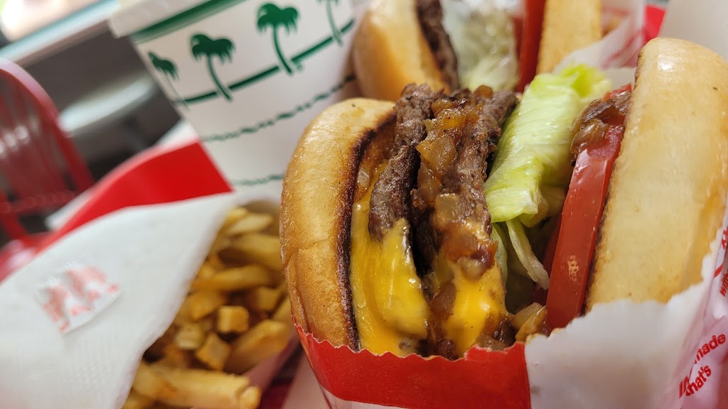 In-N-Out Burger | 11545 N Oracle Rd, Oro Valley, AZ 85755, USA | Phone: (800) 786-1000