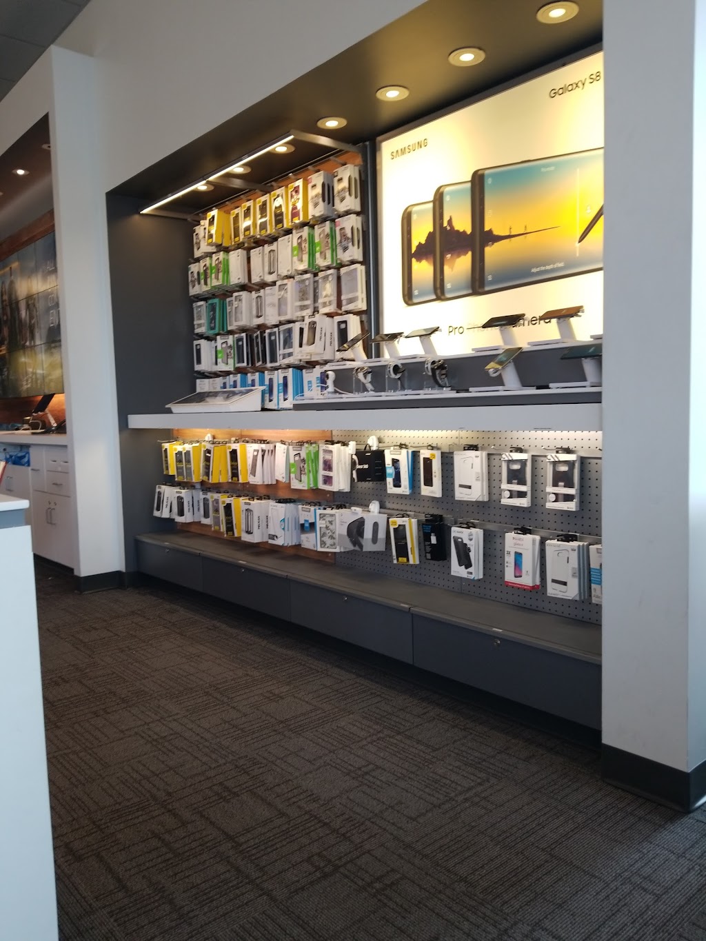 AT&T Store | 747 State Hwy 71 Bldg. A, Bastrop, TX 78602, USA | Phone: (512) 360-3030
