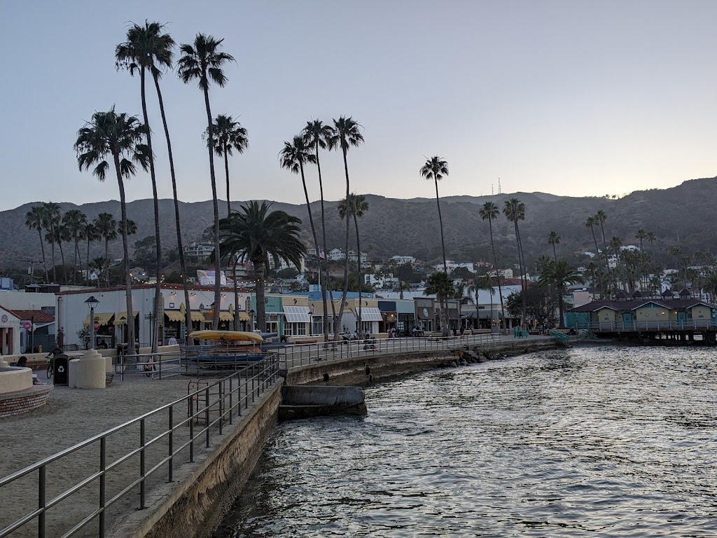 Erics On The Pier | 2 Green Pleasure Pier, Avalon, CA 90704, USA | Phone: (310) 510-0894