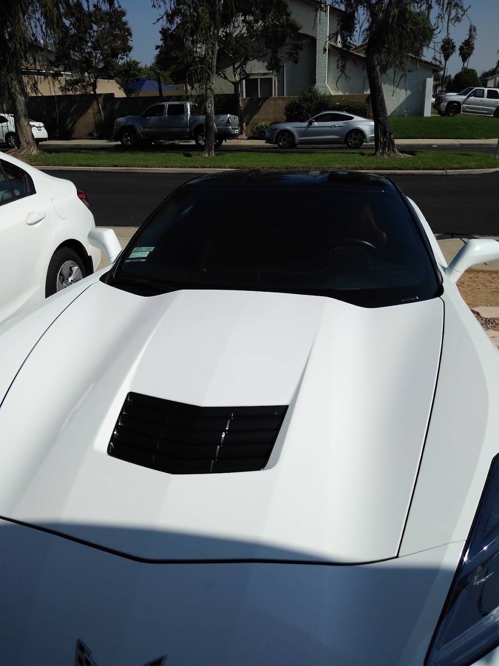 Universal Solar Auto Glass & Tint | 5436 Holt Blvd, Montclair, CA 91763, USA | Phone: (909) 621-5981