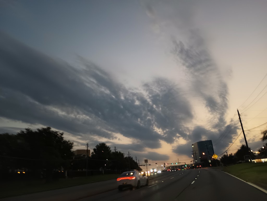 Cross Creek Apartments Dog Park | 6033 E NW Hwy, Dallas, TX 75231, USA | Phone: (214) 987-1222