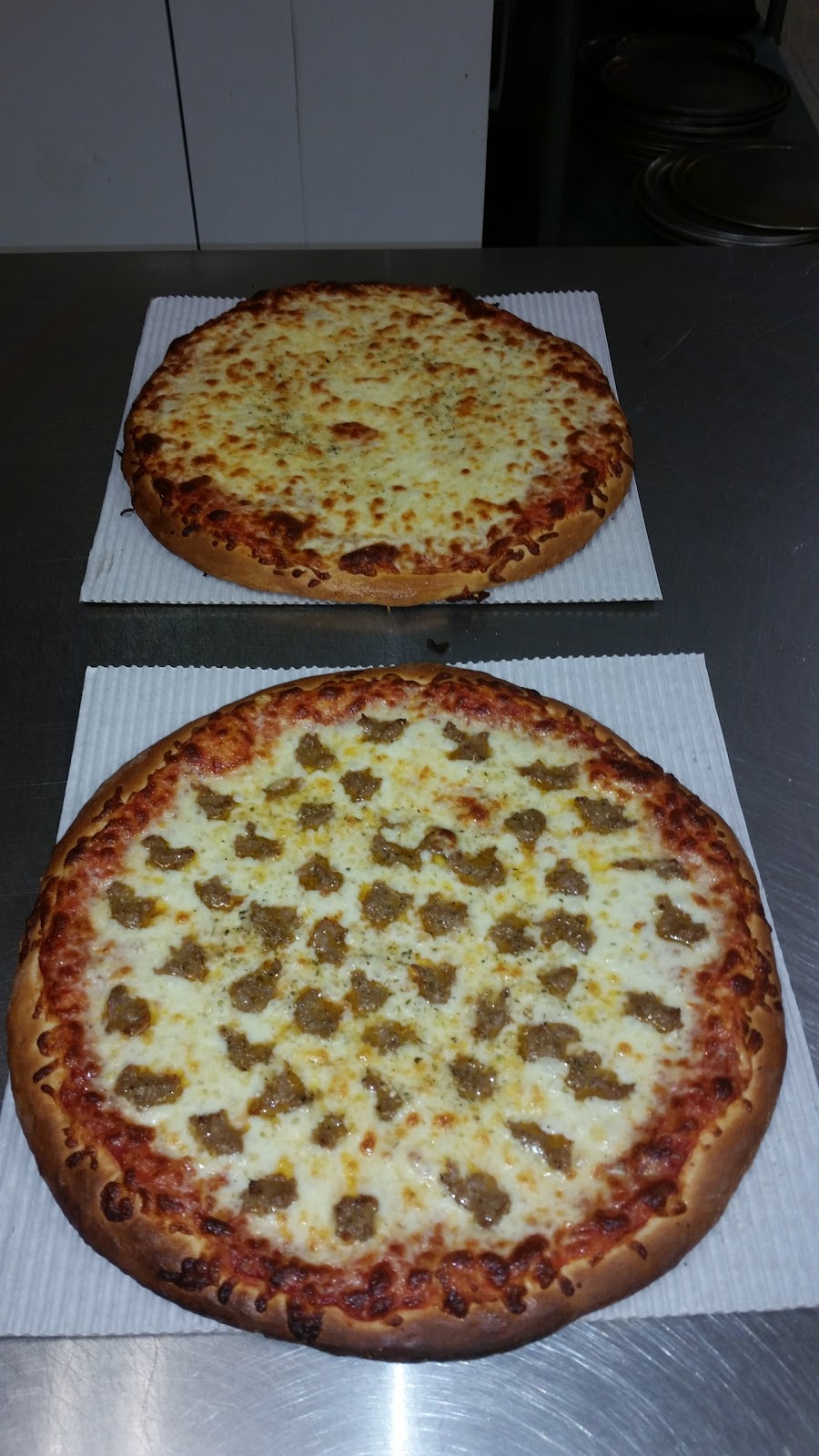 Little Village Pizza | 12404 Lancaster St, Millersport, OH 43046, USA | Phone: (740) 467-2282