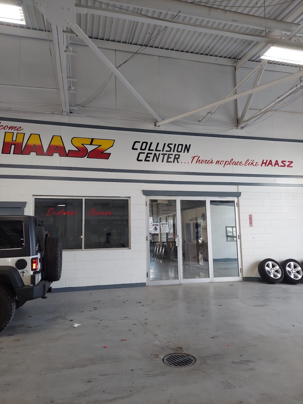 Haasz Collision Center | 1345 E Main St, Ravenna, OH 44266, USA | Phone: (330) 235-8275