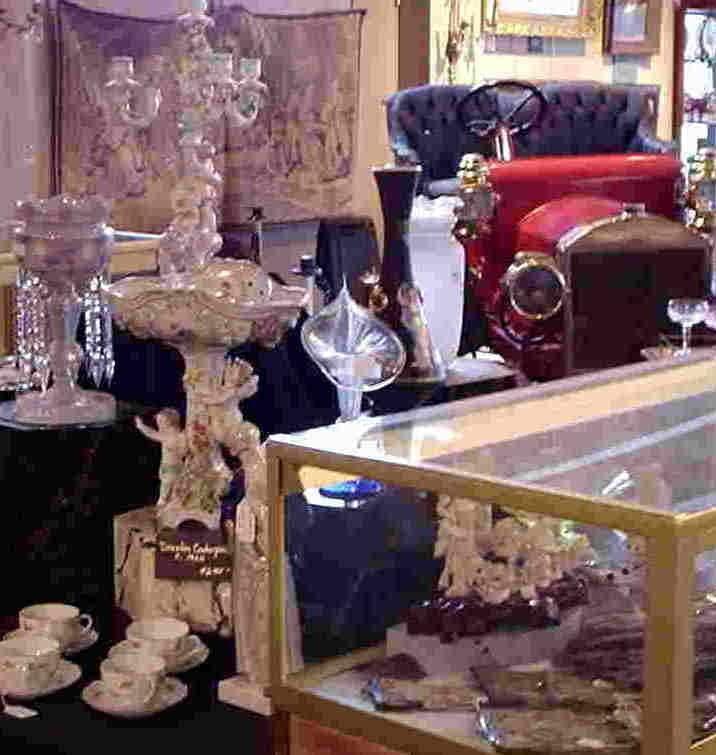 Mansion House Art and Antiques | 120 N Church St, Smithfield, VA 23430, USA | Phone: (757) 357-3968