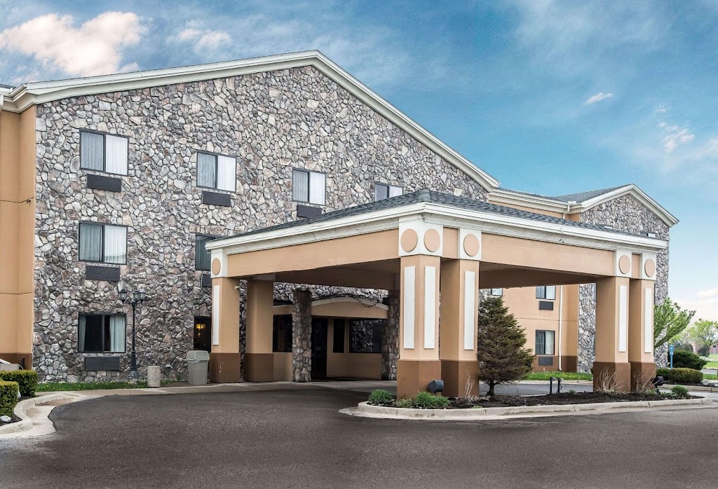 Econo Lodge Inn & Suites | 6500 E Albain Rd, Monroe, MI 48161, USA | Phone: (734) 384-1500