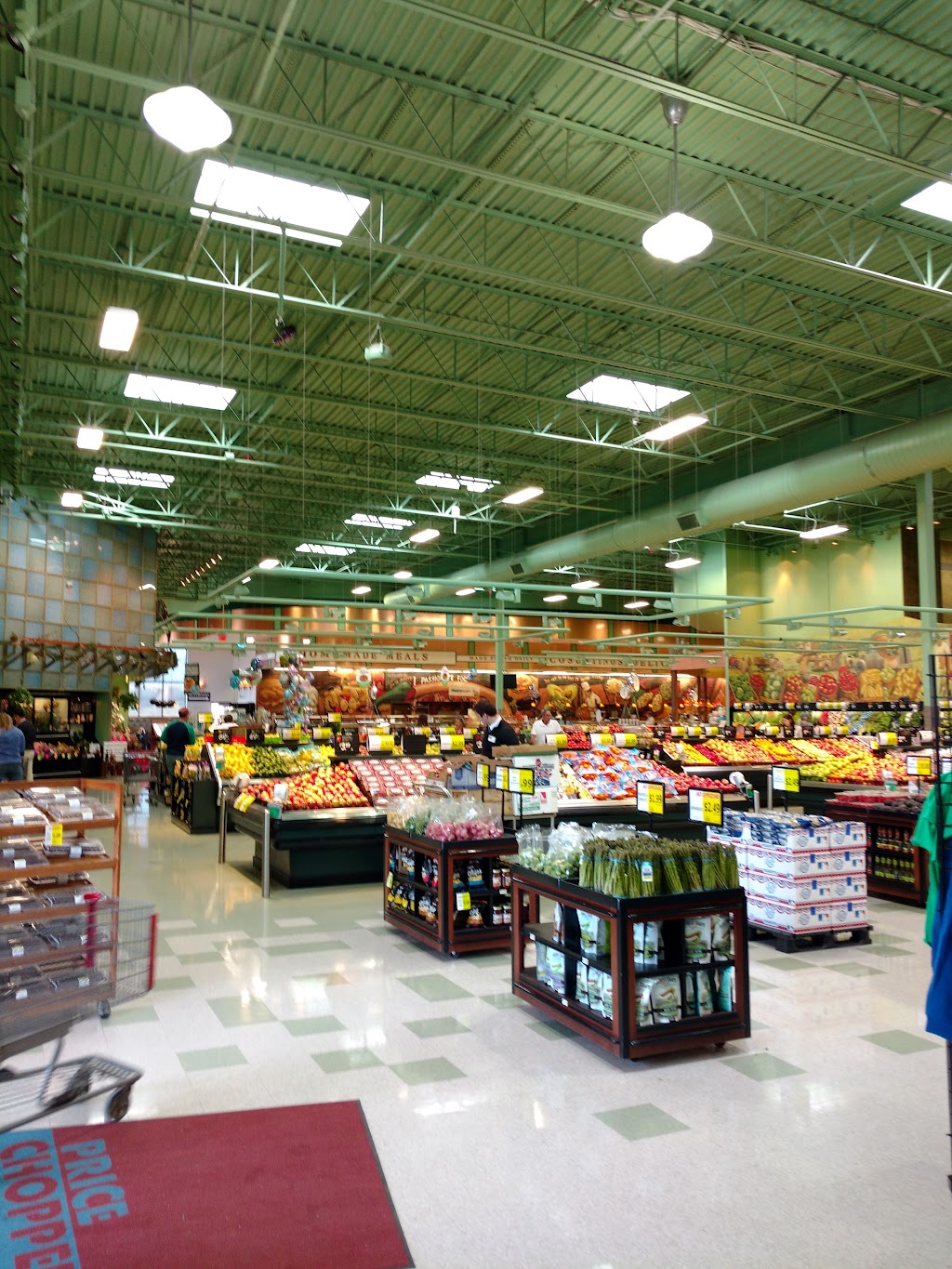 Cosentinos Price Chopper | 9717 N Ash Ave, Kansas City, MO 64157, USA | Phone: (816) 883-2770