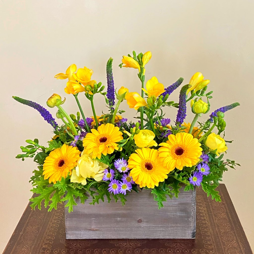 Naho’s Floral Design | 7080 Westmoorland Dr, Berkeley, CA 94705 | Phone: (510) 898-1701