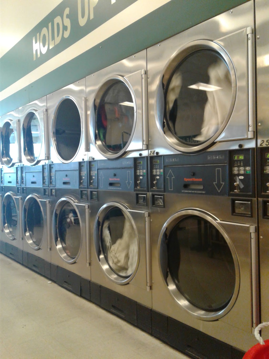 Coin Laundry - Motor City Clean Scene, llc | 15520 Joy Rd, Detroit, MI 48228, USA | Phone: (313) 397-2535