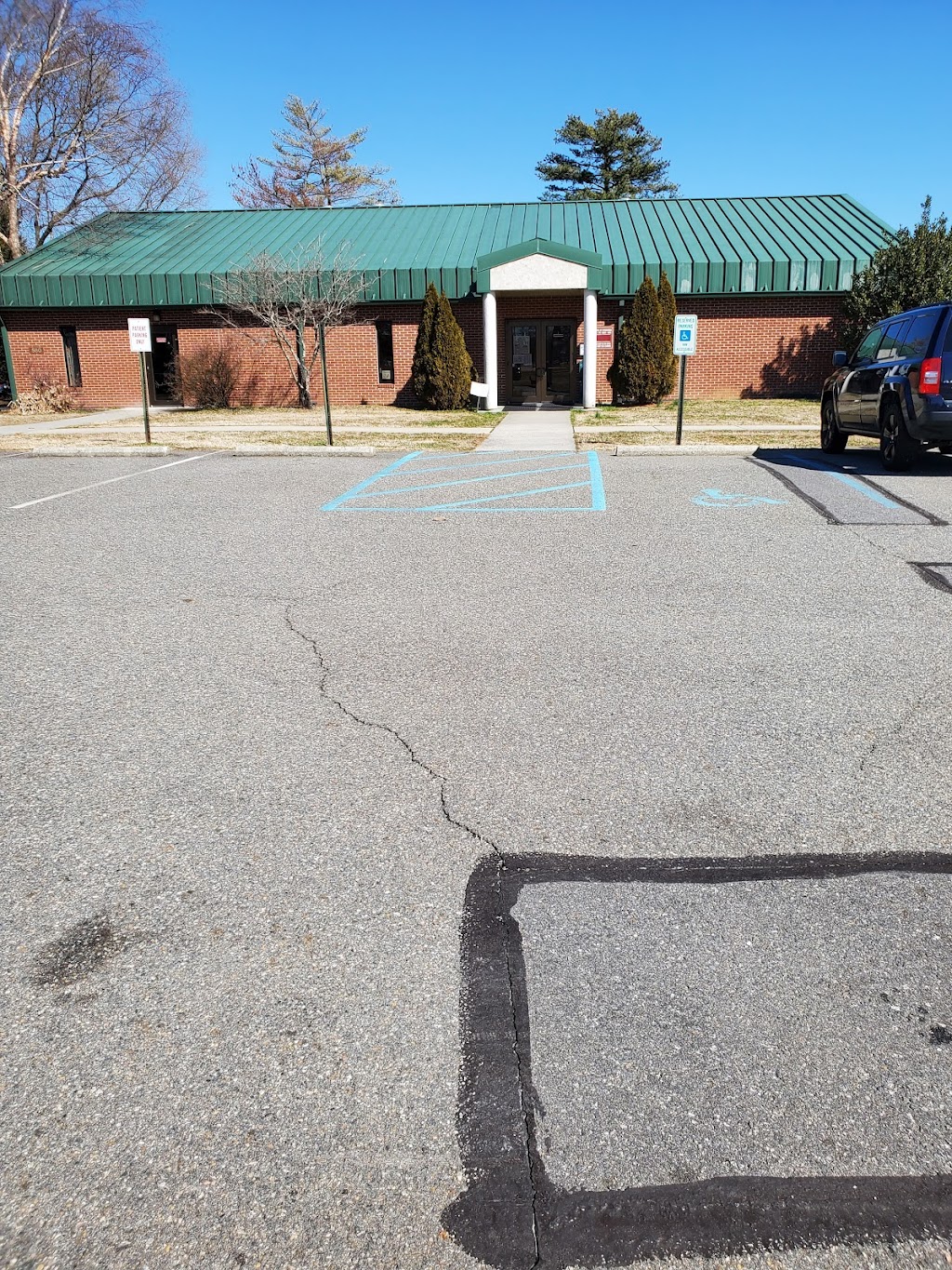 Fort Eustis Veterinary Clinic 576 Jefferson Ave, Fort Eustis, VA