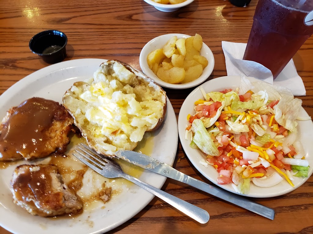 Country Inn Restaurant | 290 Brooks-Malott Rd, Mt Orab, OH 45154, USA | Phone: (937) 444-3330