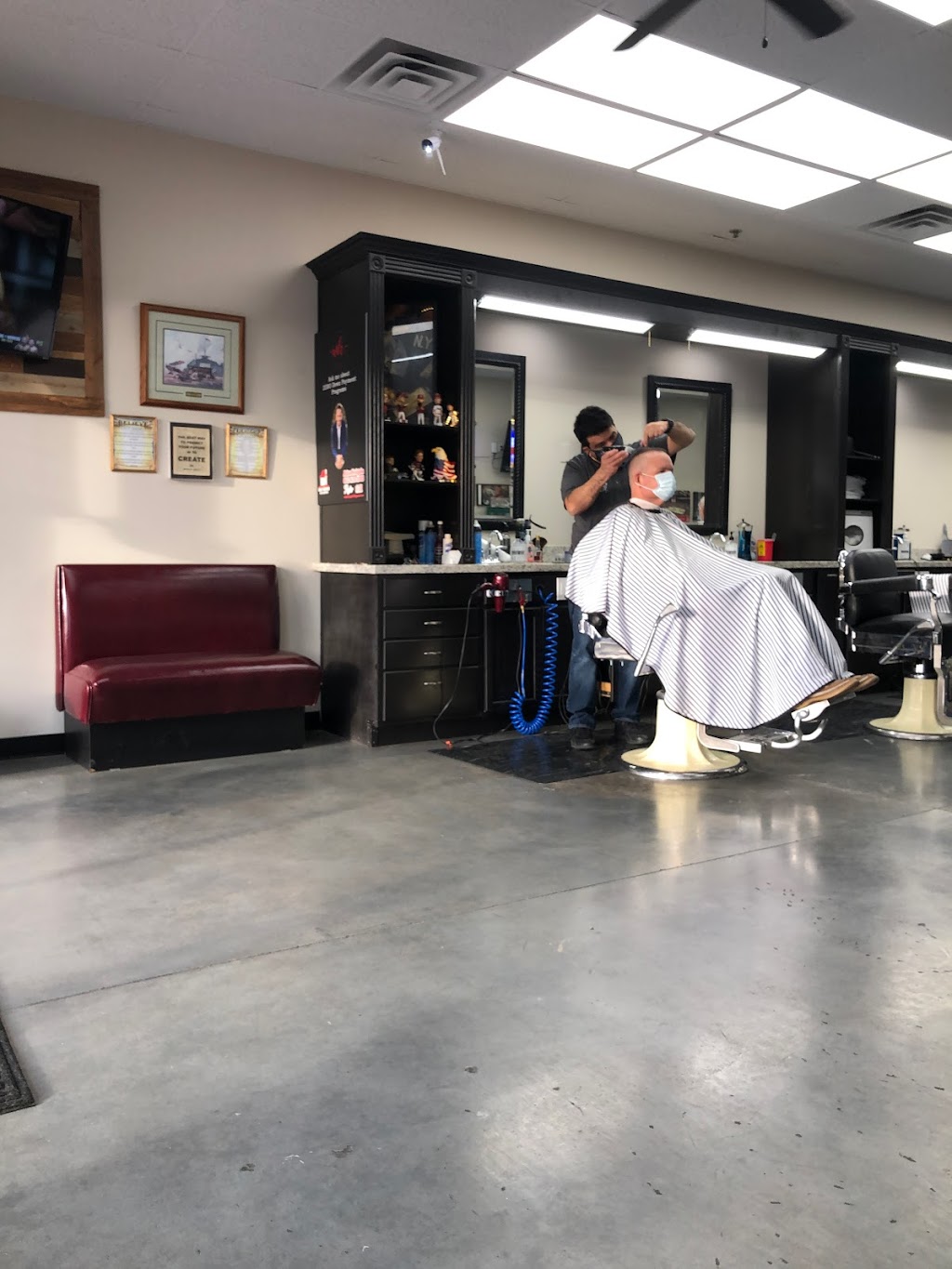 The Barber’s MP | 2860 S Alma School Rd Ste 31, Chandler, AZ 85286 | Phone: (480) 857-3019