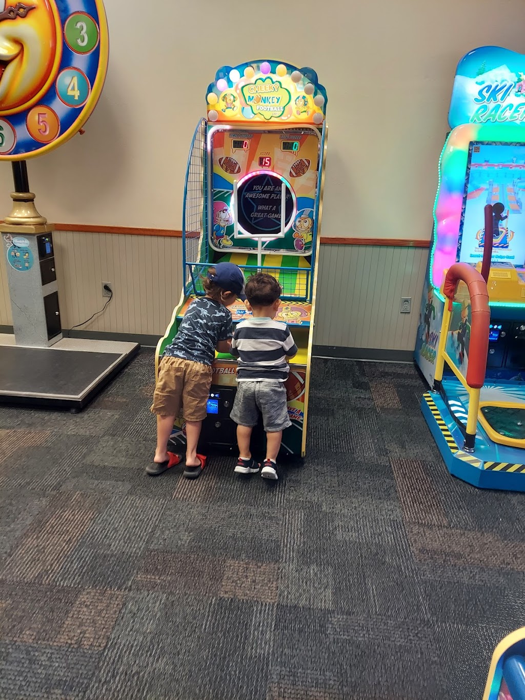 Chuck E. Cheese | 3737 E Foothill Blvd, Pasadena, CA 91107, USA | Phone: (626) 351-5441