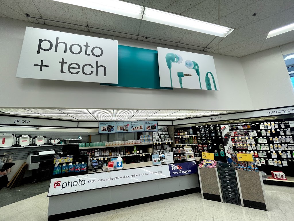 Walgreens Photo | 10s370 Kingery Hwy, Willowbrook, IL 60527 | Phone: (630) 655-2733