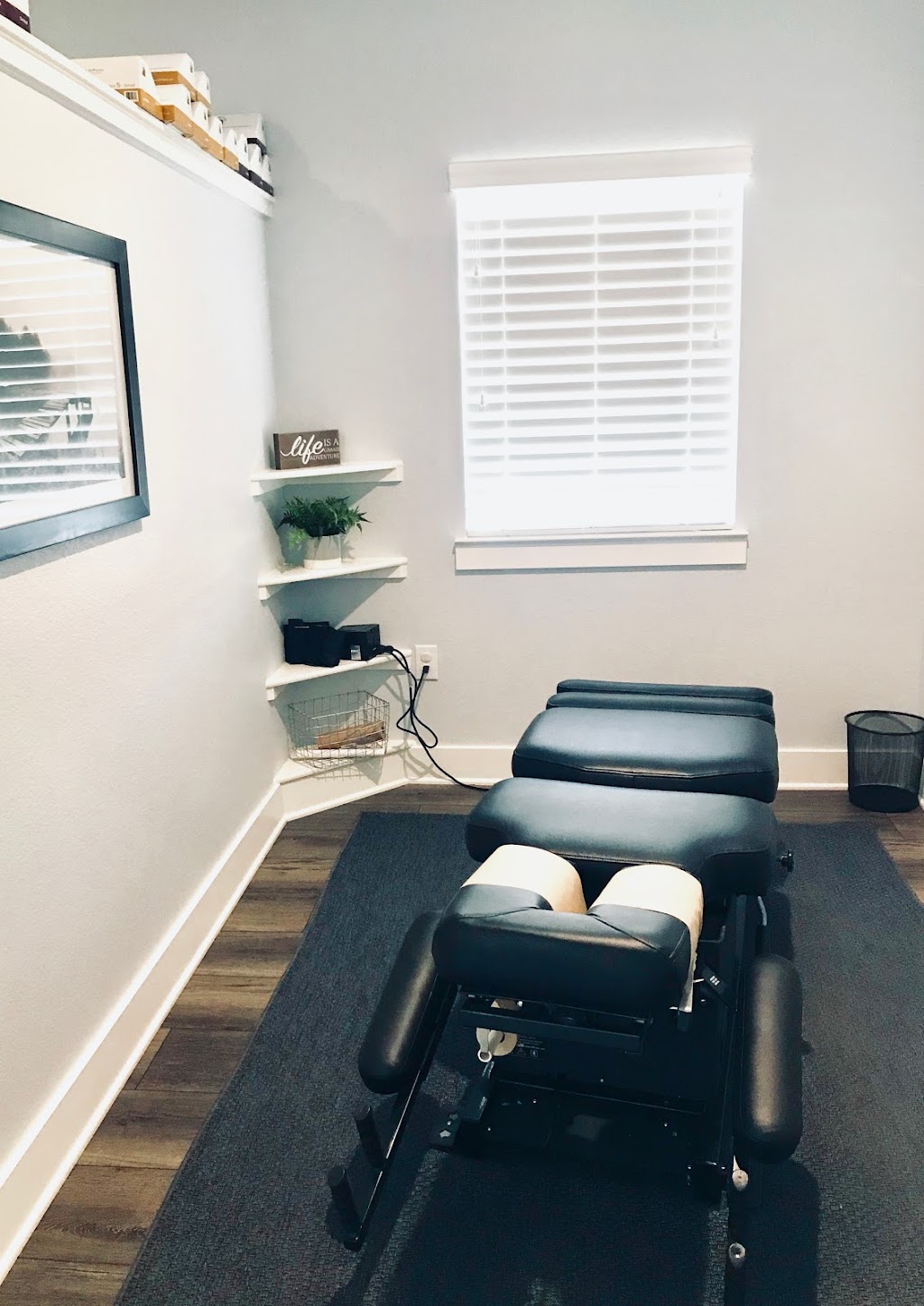 Weber Chiropractic | 517 W 2nd St, Taylor, TX 76574, USA | Phone: (512) 365-2225