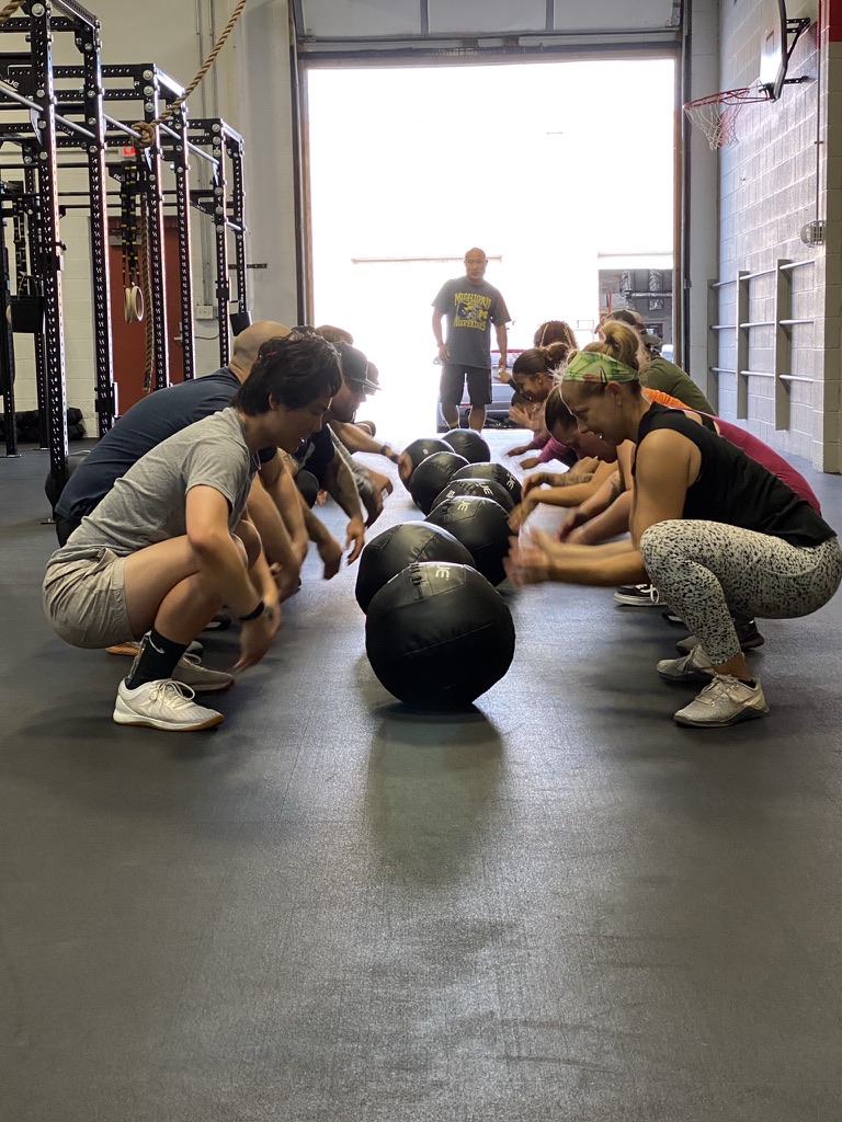 Black Widow CrossFit | 45714 Oakbrook Ct Unit 170, Sterling, VA 20166, USA | Phone: (571) 556-4049