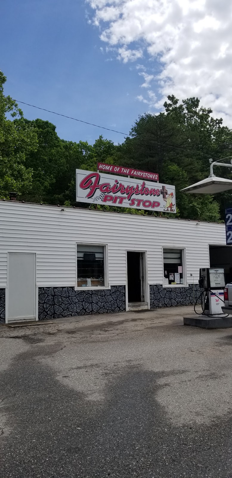 Fairystone Pit Stop | 10705 Fairystone Park Hwy, Bassett, VA 24055, USA | Phone: (276) 629-1405