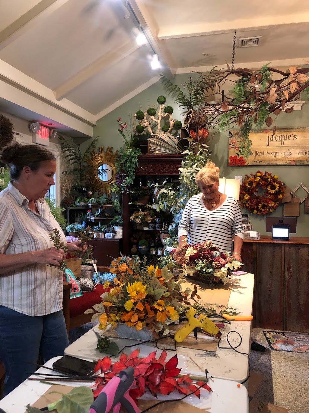 jacques - Silk Floral Design | 4007 Skippack Pike, Skippack, PA 19474, USA | Phone: (727) 480-4443