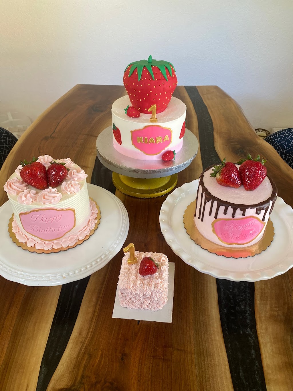 cakesbyripal | 13600 W Stratford Dr, New Berlin, WI 53151, USA | Phone: (857) 333-7393