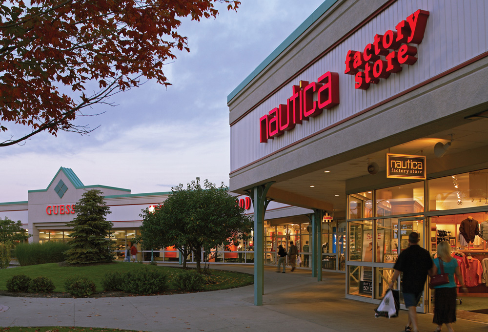 Waterloo Premium Outlets | 655 NY-318, Waterloo, NY 13165, USA | Phone: (315) 539-1100