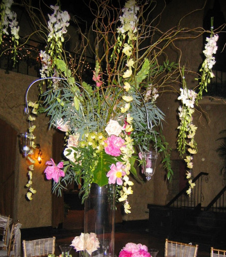 McNamara Florist | 2635 E 62nd St, Indianapolis, IN 46220 | Phone: (317) 579-7900