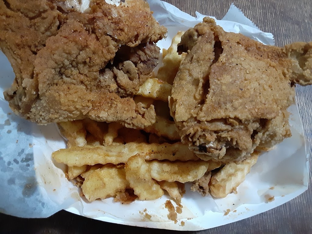 Royals Fried Chicken | 4311 E Pipeline Rd, Bedford, TX 76022 | Phone: (817) 952-7005