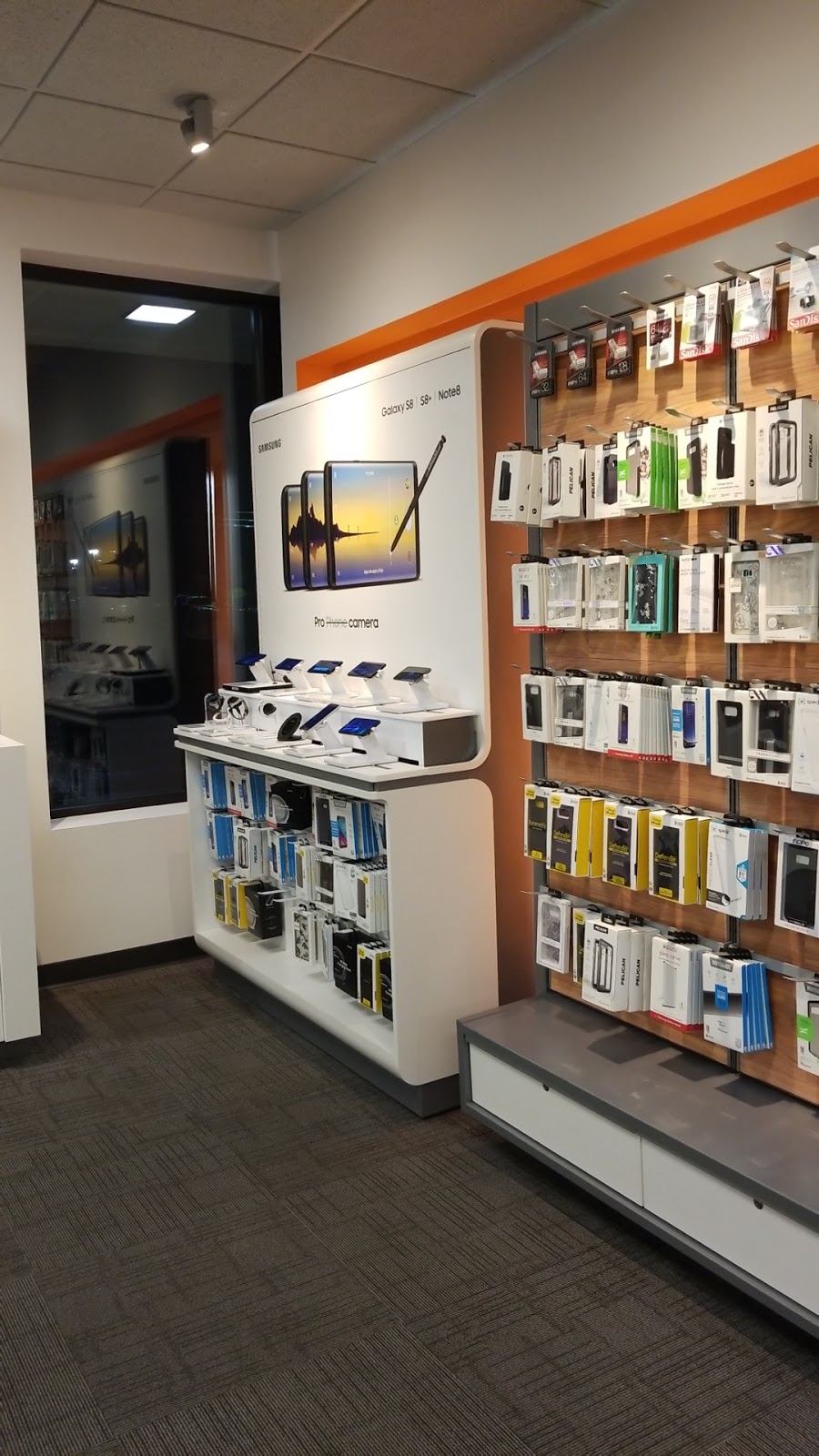 AT&T Store | 2023 Tiffin Ave, Findlay, OH 45840, USA | Phone: (567) 250-9230