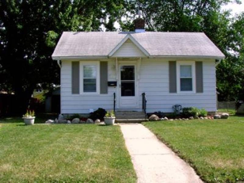 Metro Home Buyers | 2515 White Bear Ave, St Paul, MN 55109, USA | Phone: (651) 705-6405